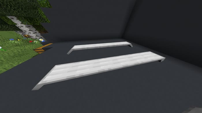 Ramp in Minecraft PE (Bedrock)