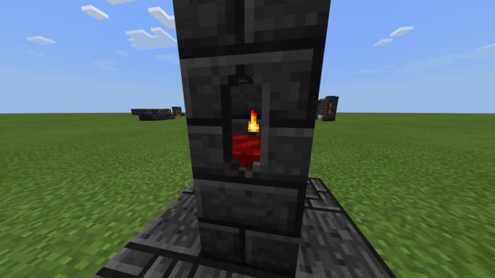 Backside Smelter in Minecraft PE (Bedrock)