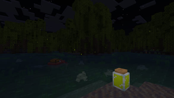Jar with fireflies in Minecraft PE (Bedrock)