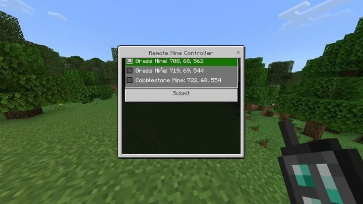 Взрыв блока детонатором из мода Хитрые ловушки для Майнкрафт ПЕ (Бедрок)